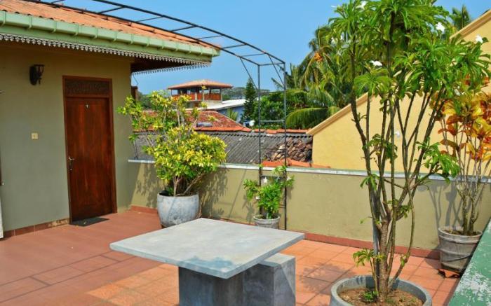 Frangipani Motel