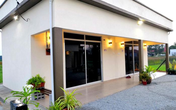 Hj Hassan Guesthouse - Paddy Room 4