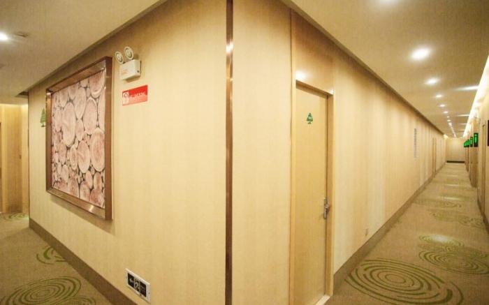Green Tree Inn Lu'an Huoqiu County Guangming Avenue Jincheng International Plaza