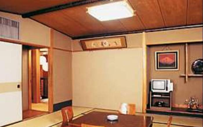 Ryokan Nihonkan Hotel