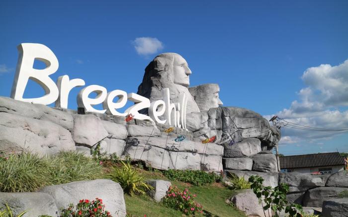 Breeze Hill Resort
