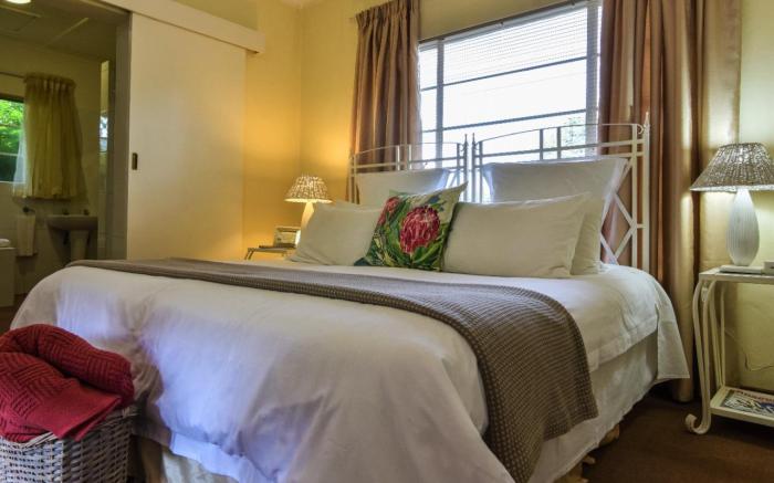 Bushwillow Spacious cottage for 2 people with private garden access
