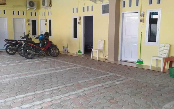 RedDoorz Syariah near Transmart Tegal