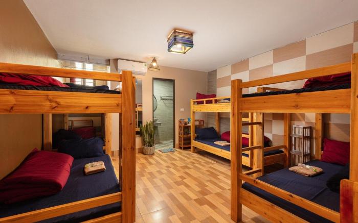 Sharing bed in Dormitory room at Sapa Central