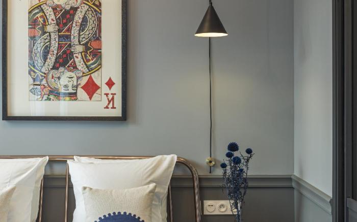 The Blue King Suite