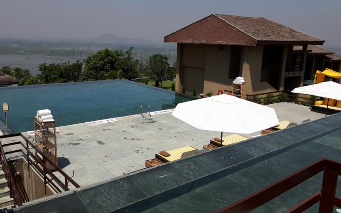 Taj Dal View, Srinagar