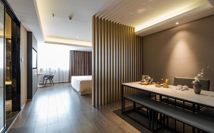 Atour Hotel Fuzhou Sanfang Qixiang Wushan Road