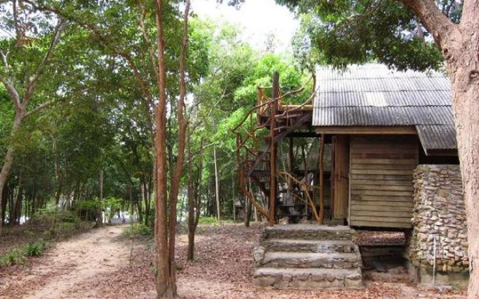 Bonhomie Beach Cottage