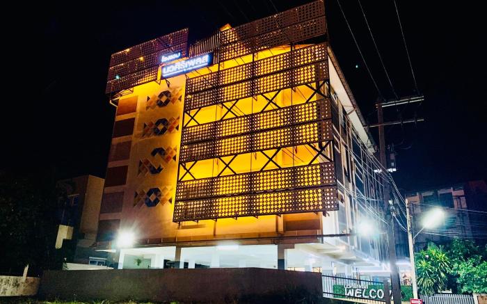 Navasiriplace