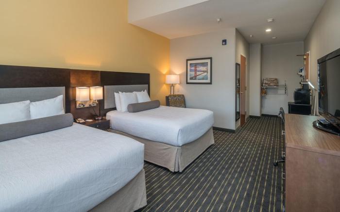 Hotel Aura