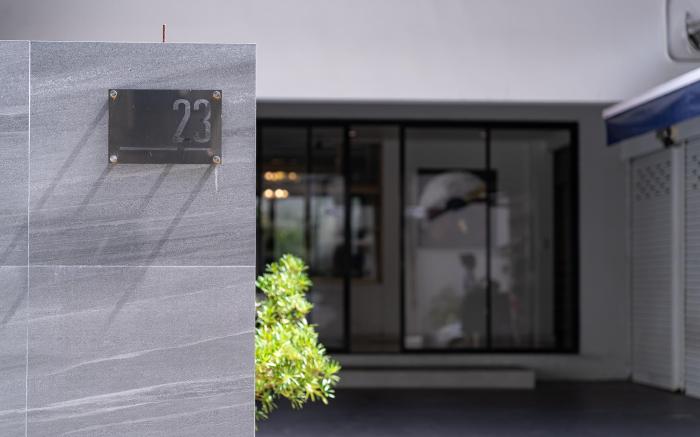 23 AVA at Saladaeng