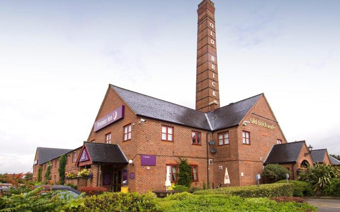 Premier Inn Leeds South - Birstall