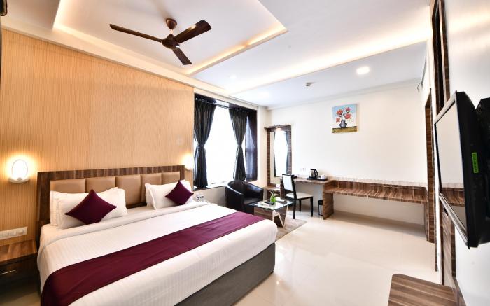 Click Hotel Sagar Plaza Chakan Pune