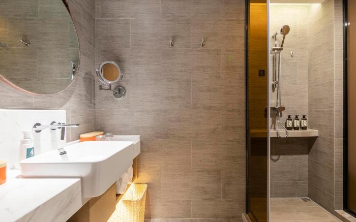 Atour Hotel Jiaxing Nahu Yaohan Mall