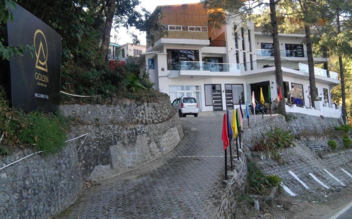 Golden Sunrise Hotel
