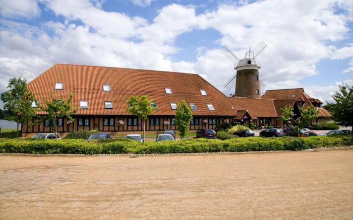 Premier Inn Milton Keynes South