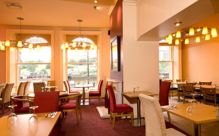 Premier Inn Newcastle City Centre - Quayside