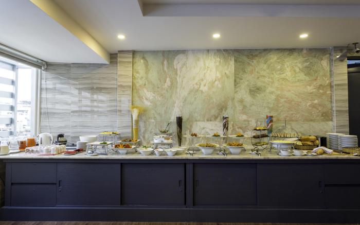 Calista Saigon Hotel