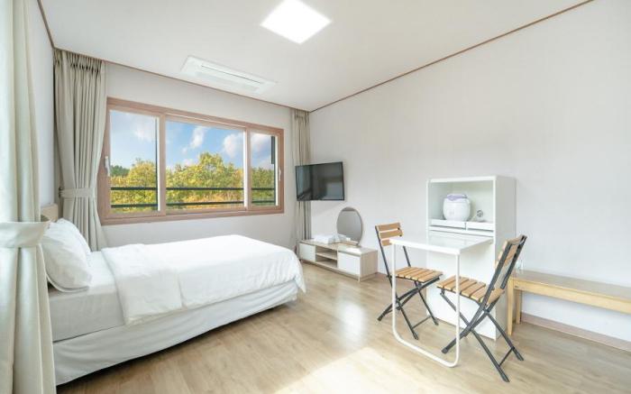 Jeju Gwaneumsa ganeun gil Pension