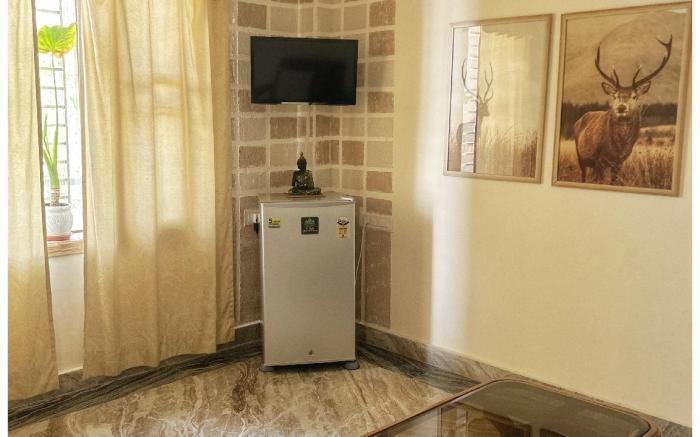 Luxe Ganges haven - 1BR. Luxe Apt w/ wide Balcony.