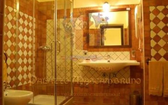 Palazzo Mascambruno B&B