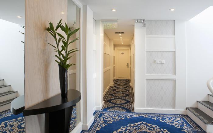 Church Boutique Hotel 95 Hang Gai