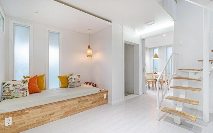 Jeju private aewol