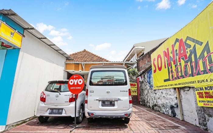 OYO 90799 Griyo Sonia