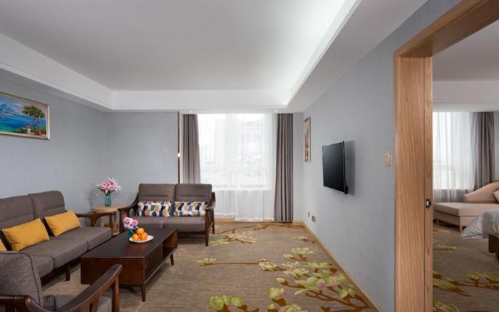 Vienna Hotel Anhui Fuyang University Town