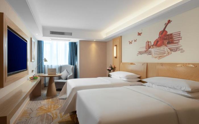 Vienna Hotel Chongqing Lijiatuo Pedestrian Street