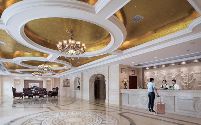 Vienna Hotel Xuzhou Yunlong District Tongshan Road Metro Station