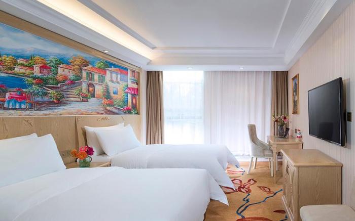 Vienna Hotel Jinan Quancheng Road Daming Lake