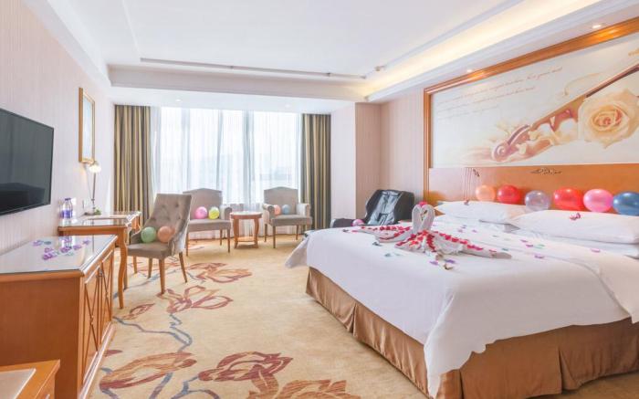 Vienna Hotel Weifang Taihuacheng