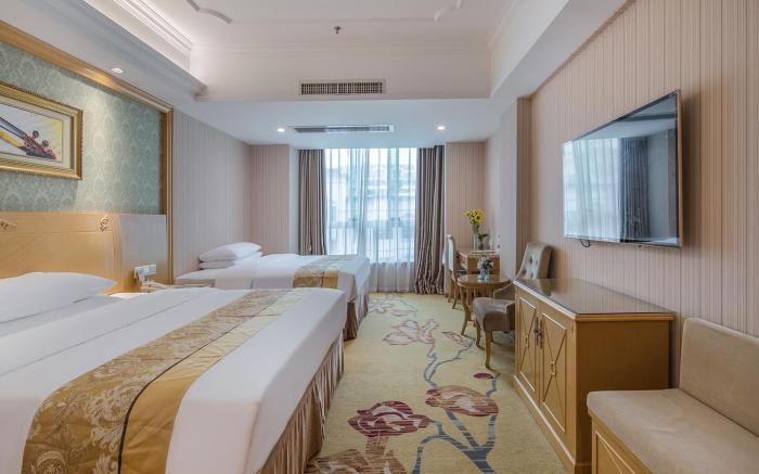 Vienna Hotel Guangxi Medicine University Nanning Qingxiu Mountain