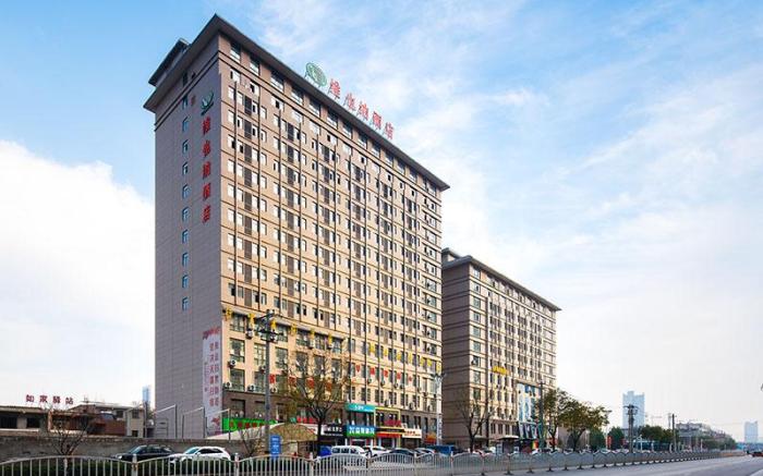 Vienna Hotel Shaanxi Weinan Shengli Street Railway Station