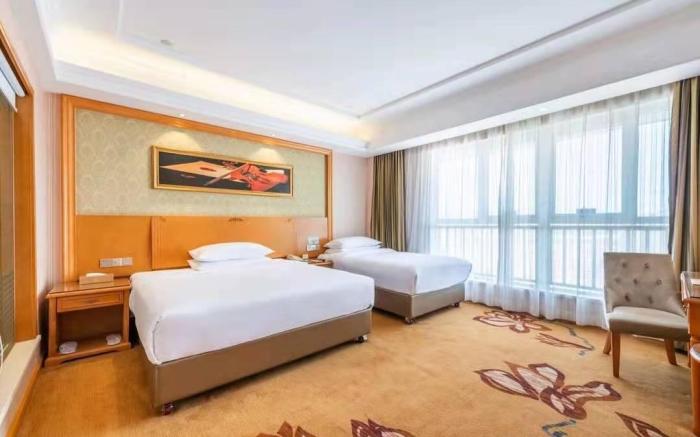 Vienna Hotel Nanchang New Grand Hongcheng Market Xianghu 1st Hospital