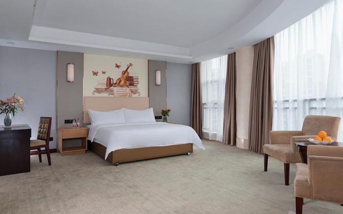 Vienna Hotel Guangdong Foshan Gaolang Avenue