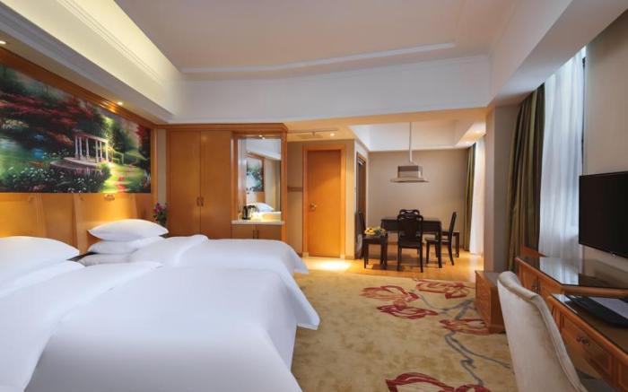 Vienna Hotel Nanchang West Lake Wanda Plaza Guanzhou Metro Station