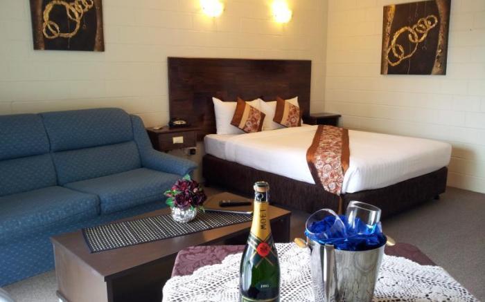 Admiral Nelson Motor Inn