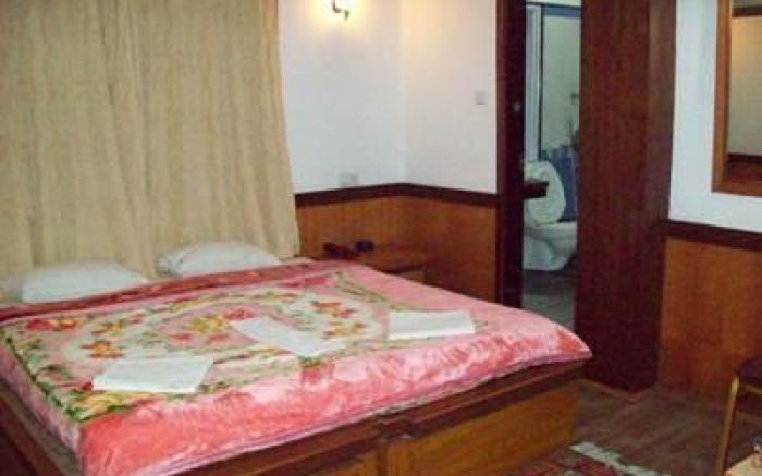 Hotel Gajraj