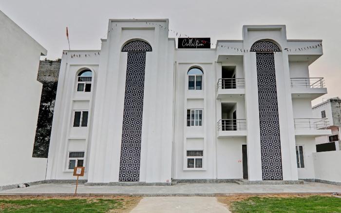 Super Collection O Yamuna Palace Near Gomti Riverfront Park