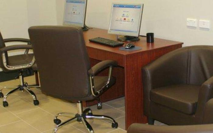 Quality Suites Pioneer Sands