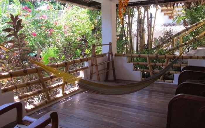 Bamboo Bungalow Resthouse Boracay