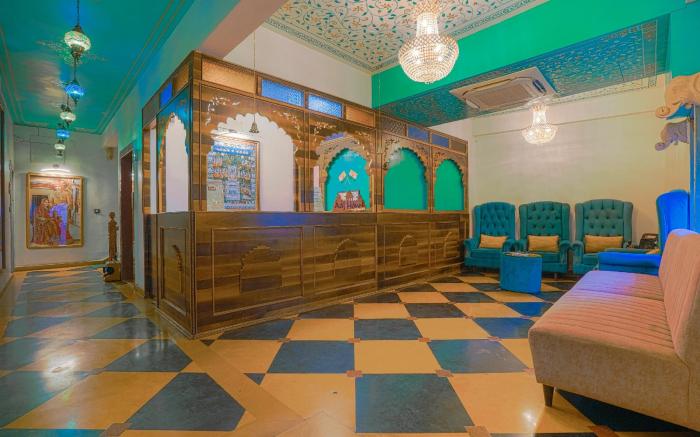 AAJ HAVELI - Pichola Lake Facing Hotel 