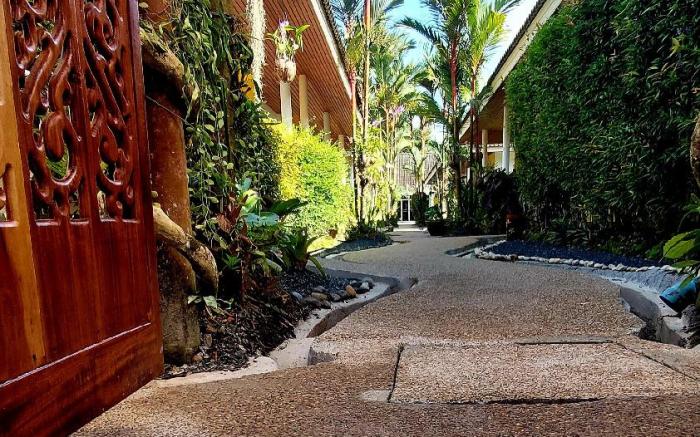 Loma Resort