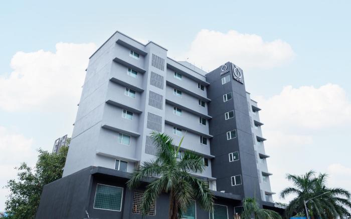 J Hotel and Banquets