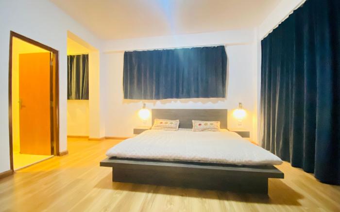 Namuna Homestay (White House)