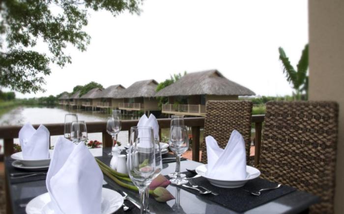 Mekong Riverside Boutique Resort & Spa