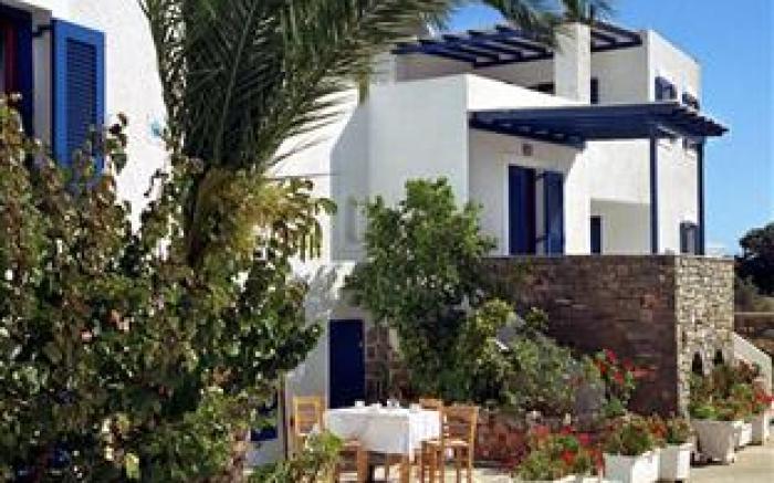 Holidays in Paros Apartments & Studios