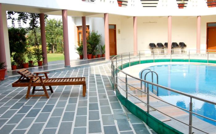 Hotel Sanctuary Resort